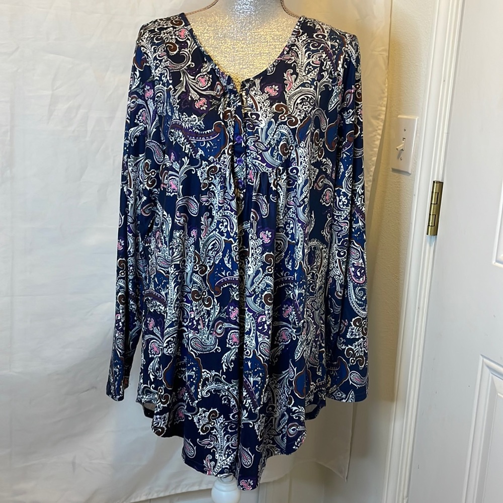 2 count Soft paisley tops by halife 3x